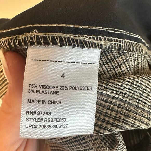 NWT Rafaella Women's Pull On Stretch Pant size 4 - Picture 3 of 10